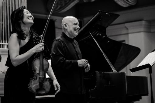 Yumi Hwang-Williams and Dennis Russell Davies